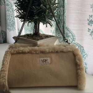 Ugg Muff Purse. Brand New with tag. Never used.